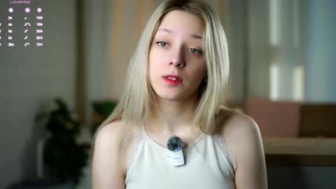 Luna online show from 3, 3, 2026