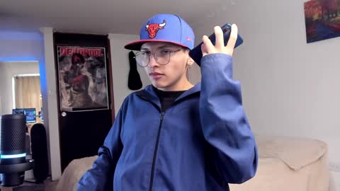 Snapshot of a_lejandro_08 chatting on 9, 12, 2024 alejo online show from 9, 12, 2024