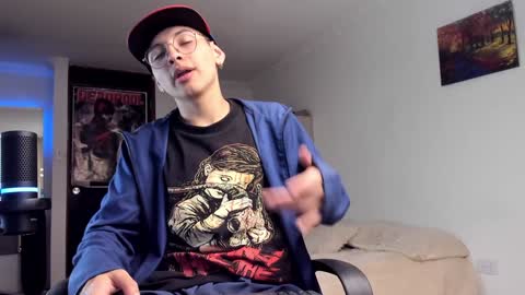 Snapshot of a_lejandro_08 chatting on 9, 12, 2024 alejo online show from 9, 12, 2024