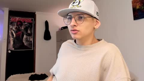 Snapshot of a_lejandro_08 chatting on 22, 12, 2024 alejo online show from 22, 12, 2024