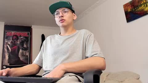 Snapshot of a_lejandro_08 chatting on 26, 12, 2024 alejo online show from 26, 12, 2024