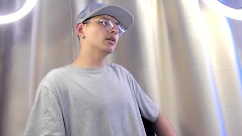 Snapshot of a_lejandro_08 chatting on 6, 2, 2025 alejo online show from 6, 2, 2025