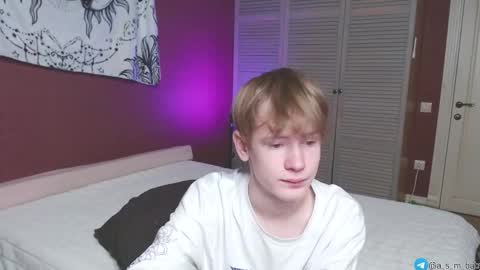 Kris Michael online show from 15, 9, 2025