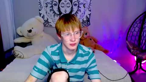 Kris Michael online show from 28, 7, 2026