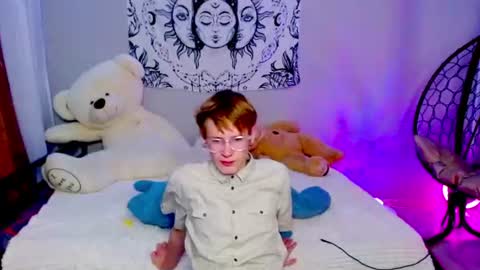 Kris Michael online show from 28, 7, 2026