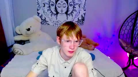 Kris Michael online show from 28, 7, 2026