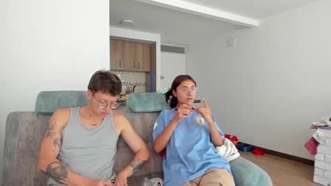 A Sexy Couple online show from 7, 1, 2025