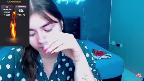 Abby Lee  online show from 30, 12, 2024