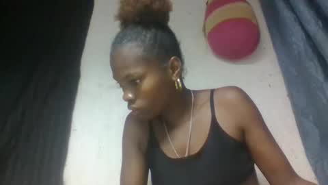 aadienne online show from 15, 4, 2026