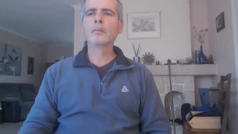 Snapshot of aalex1717 chatting on 2, 12, 2025 Aalex1717 online show from 2, 12, 2025