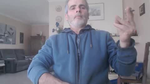 Snapshot of aalex1717 chatting on 21, 12, 2025 Aalex1717 online show from 21, 12, 2025