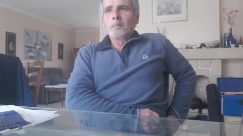 Snapshot of aalex1717 chatting on 3, 4, 2026 Aalex1717 online show from 3, 4, 2026