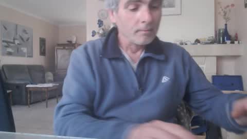 Snapshot of aalex1717 chatting on 11, 4, 2026 Aalex1717 online show from 11, 4, 2026