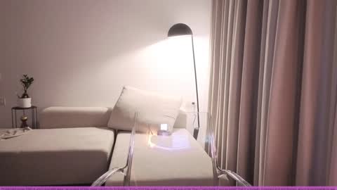 Fren online show from 4, 10, 2025