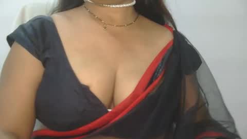 aaradhya_sexy_88 online show from 13, 5, 2026