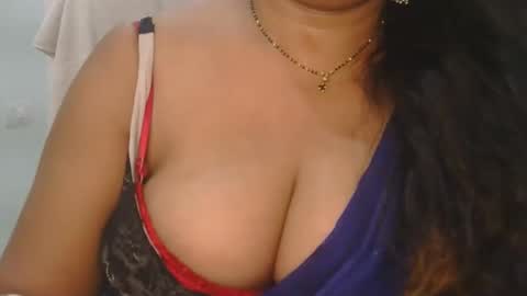 aaradhya_sexy_88 online show from 26, 5, 2026