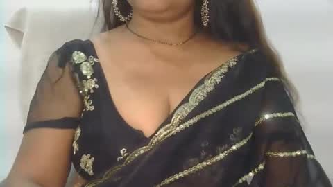 aaradhya_sexy_88 online show from 7, 6, 2026