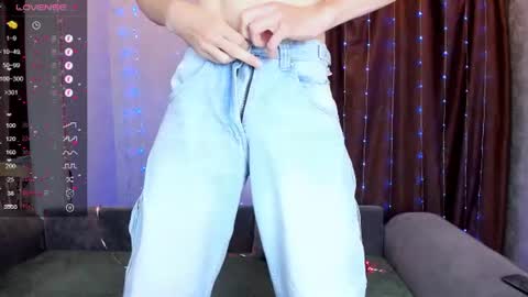 Aaron Bang online show from 4, 7, 2026
