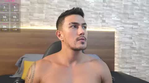Aaron  online show from 29, 7, 2026