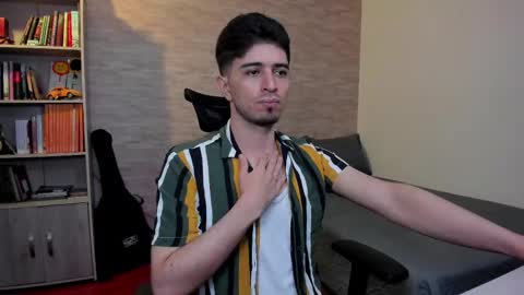 Aaron online show from 1, 3, 2025