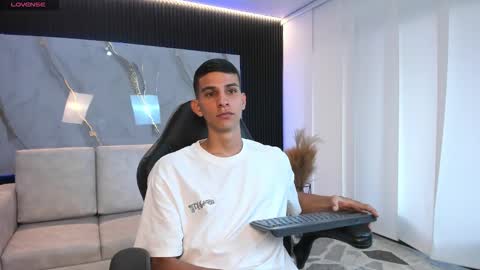 Aaron online show from 5, 3, 2026