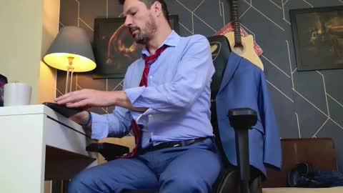 Aaron online show from 22, 12, 2025