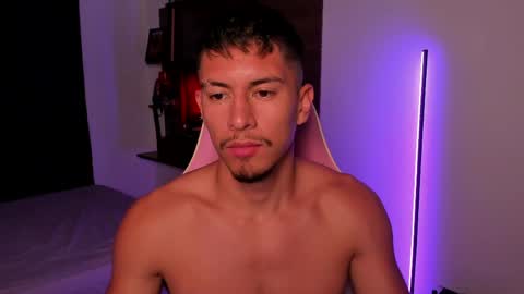 AARON  online show from 29, 4, 2026