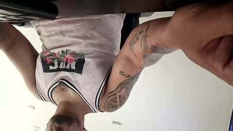 ig aaron hunter123 online show from 3, 1, 2025