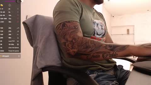 ig aaron hunter123 online show from 10, 3, 2025