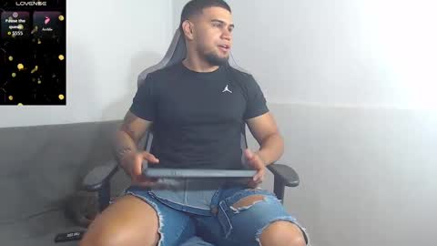 ig aaron hunter123 online show from 21, 9, 2025