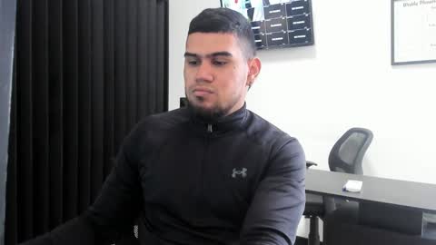 ig aaron hunter123 online show from 20, 2, 2026