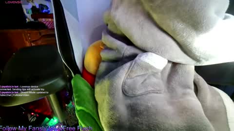 Aaron Skeetman online show from 22, 12, 2025