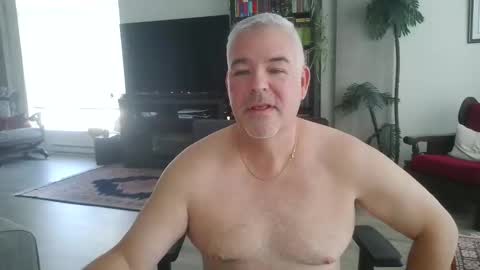 Snapshot of aarosteev chatting on 20, 10, 2025 Jason online show from 20, 10, 2025