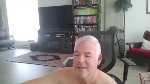 Snapshot of aarosteev chatting on 22, 10, 2025 Jason online show from 22, 10, 2025