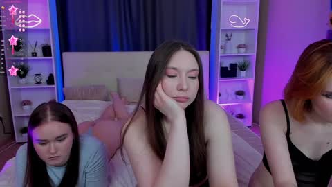 Snapshot of aataraxx chatting on 23, 12, 2024 Fiona and Harry online show from 23, 12, 2024