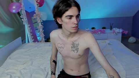 Snapshot of aataraxx chatting on 25, 12, 2024 Fiona and Harry online show from 25, 12, 2024