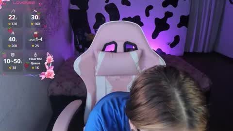 April online show from 15, 1, 2026