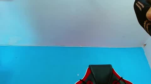 Abbigail Fuster  online show from 2, 1, 2025