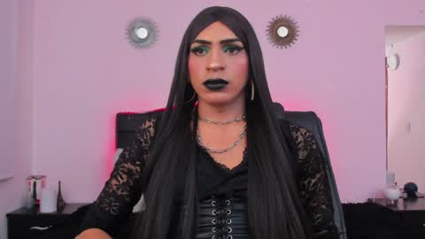 Abbigail Fuster  online show from 4, 2, 2025