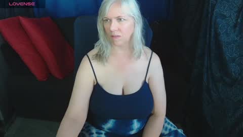 AbbiNatural online show from 5, 4, 2026