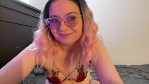 Snapshot of abbiwillow chatting on 9, 5, 2026 Abbi Willow online show from 9, 5, 2026