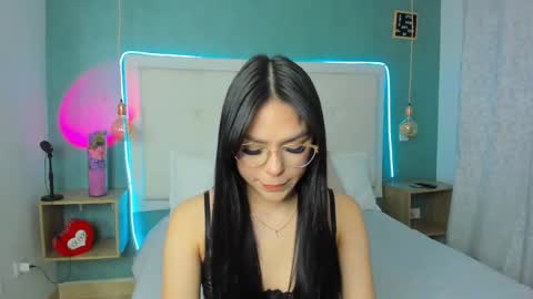 Abby Dixon  online show from 26, 2, 2025