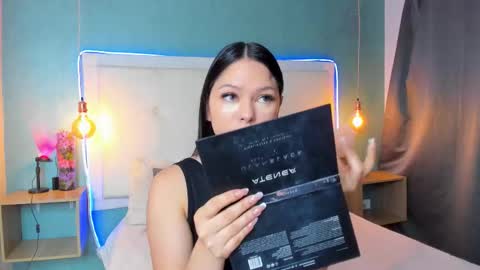 Abby Dixon  online show from 9, 3, 2026