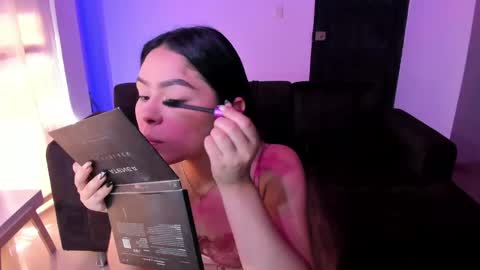 Abby Dixon  online show from 23, 4, 2026