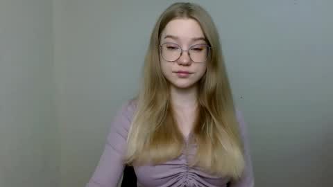 Abby Lovense is active online show from 7, 5, 2026