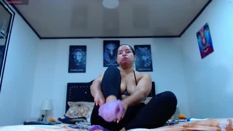 abbyshinne online show from 2, 2, 2026