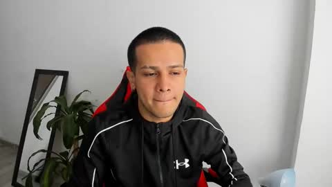 Independence model AbelAsburgo online show from 1, 2, 2026