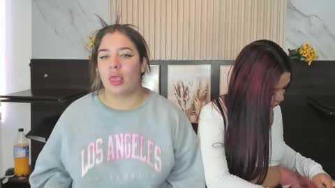 abella_as_ online show from 26, 9, 2025