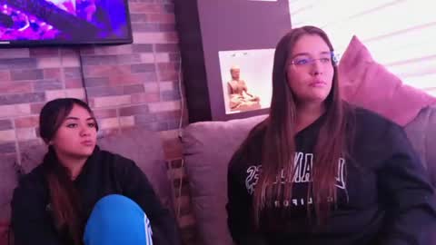 abella_as_ online show from 28, 7, 2026