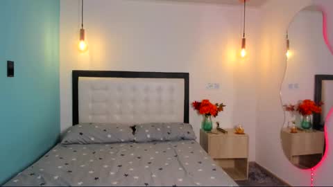  Abella and Kendra  online show from 12, 11, 2025